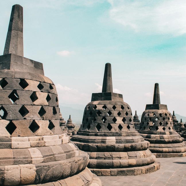 Kenali Lebih Dalam Tentang Sejarah Candi Borobudur - Onthespotrest